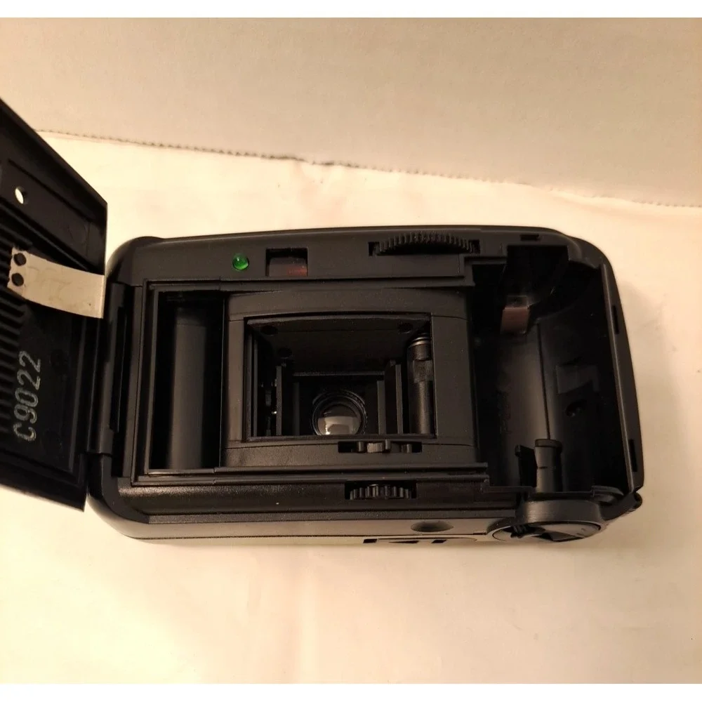 PANORAMA Excell WIDE PIC 35MM POINT & SHOOT FILM CAMERA w/ 28mm wide Angle lens